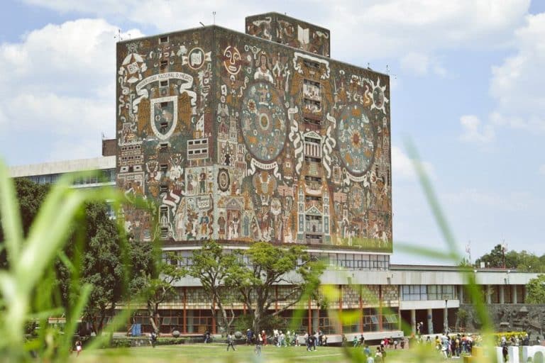 Claudia Sheinbaum en el contexto de su etapa universitaria en la UNAM